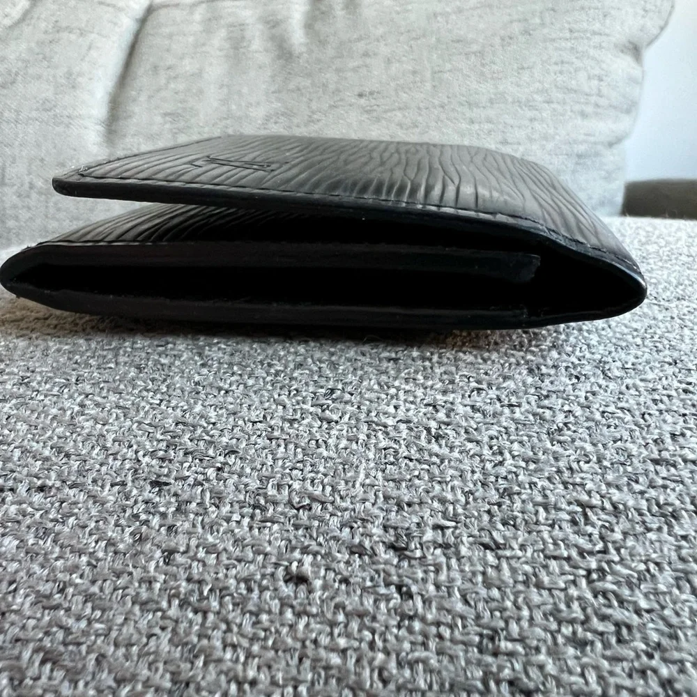 Louis Vuitton Epi Black cardholder
